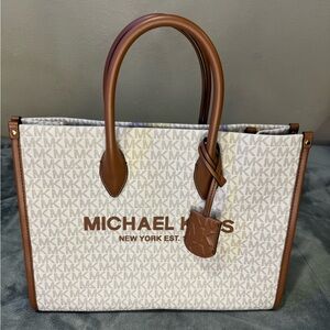 MICHAEL KORS handbag